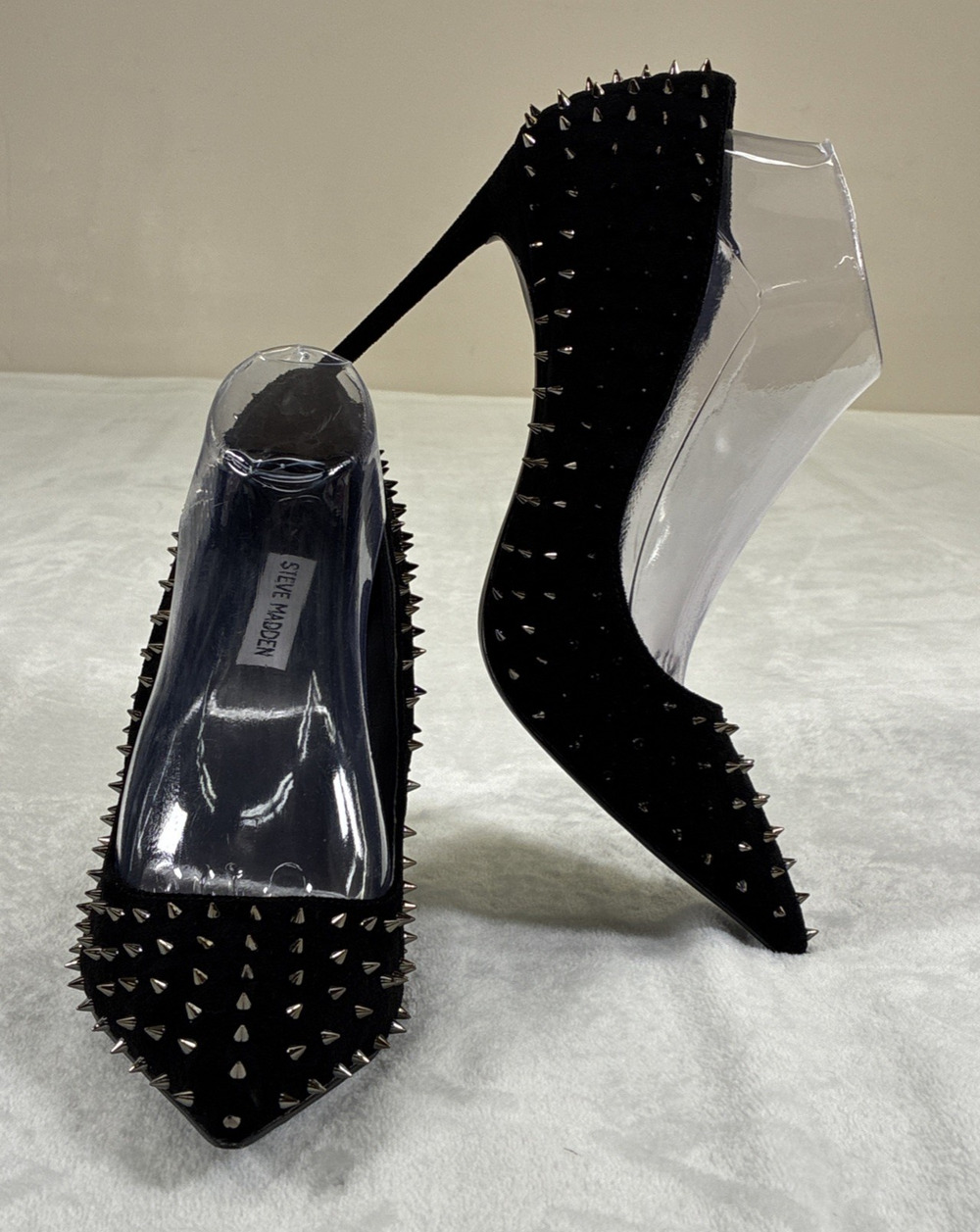 Steve Madden Velvet Spike Pumps Heels Black 10 Sexy Date Night Excellent Suede